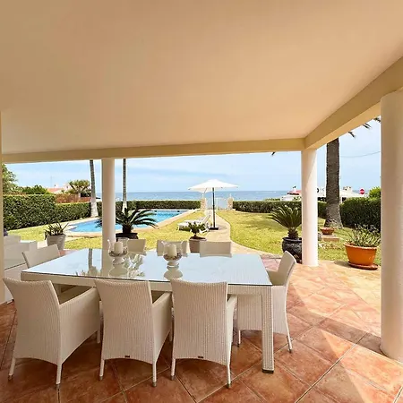 Casa Rotas بيت للعطل *